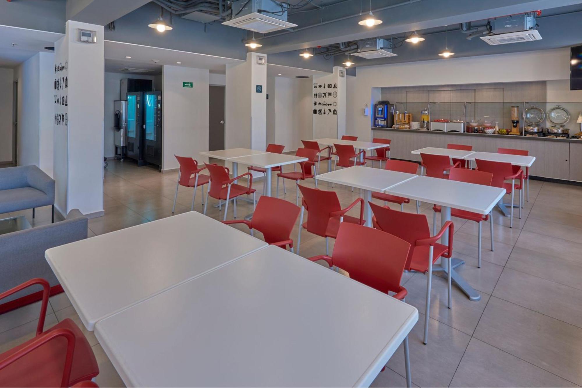 City Express Junior By Marriott Puebla Finsa Ngoại thất bức ảnh