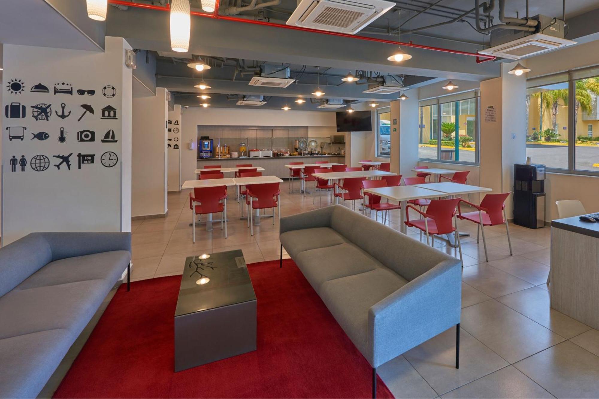 City Express Junior By Marriott Puebla Finsa Ngoại thất bức ảnh